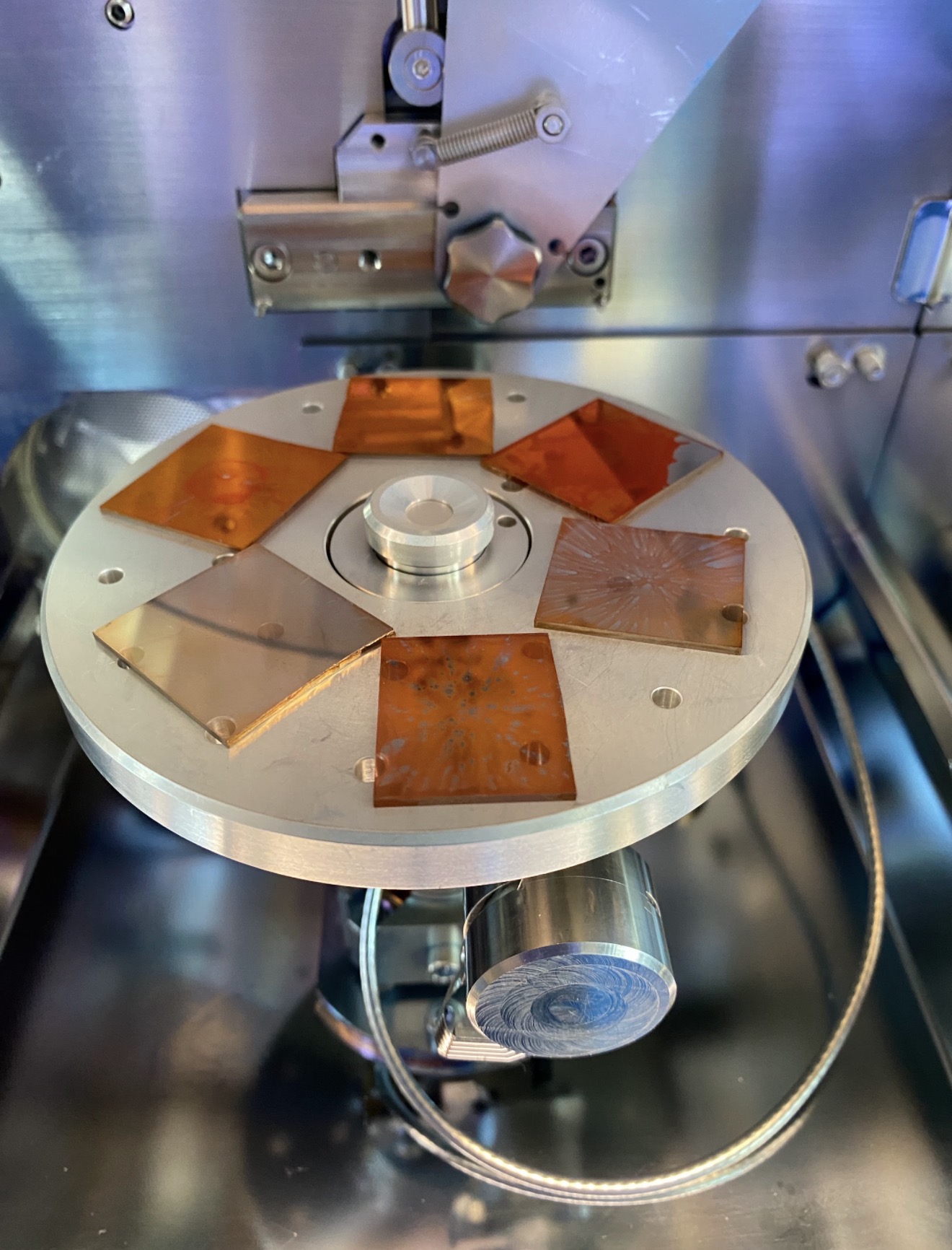 Optical cavity / thin film setup